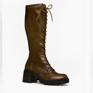 Shoedazzle Balan lug boots olive‎ green size 9.5E